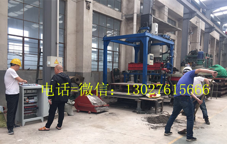 八孔盤機械手用戶試機現場